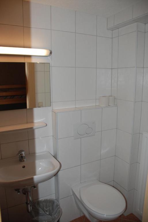 Pension Baeuerle Heiligenblut Room photo